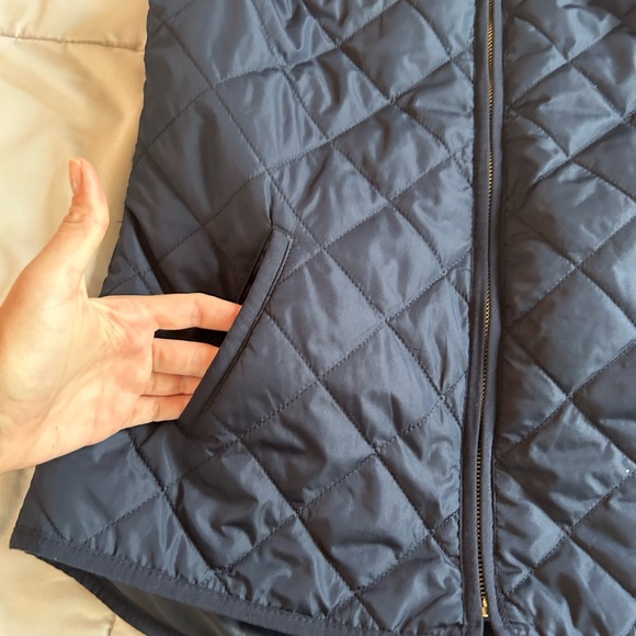 Old Navy Quilted Vest - Picture 2 of 5